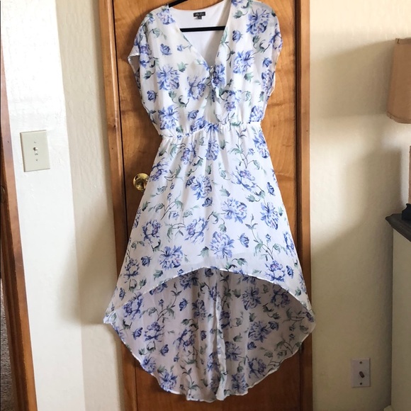 High Low Dress - Picture 1 of 5